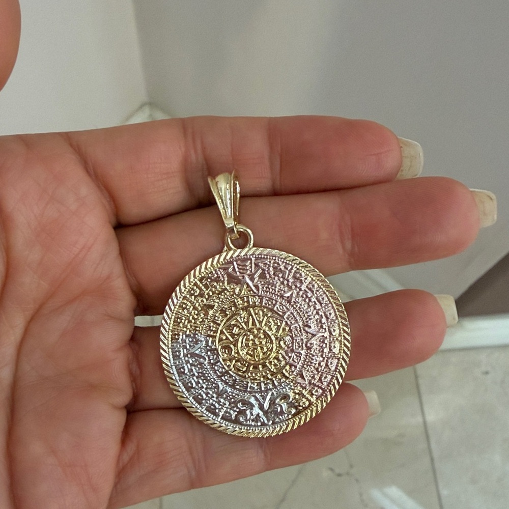 New tri color Aztec sun calendar Pendant - Picture 5 of 9